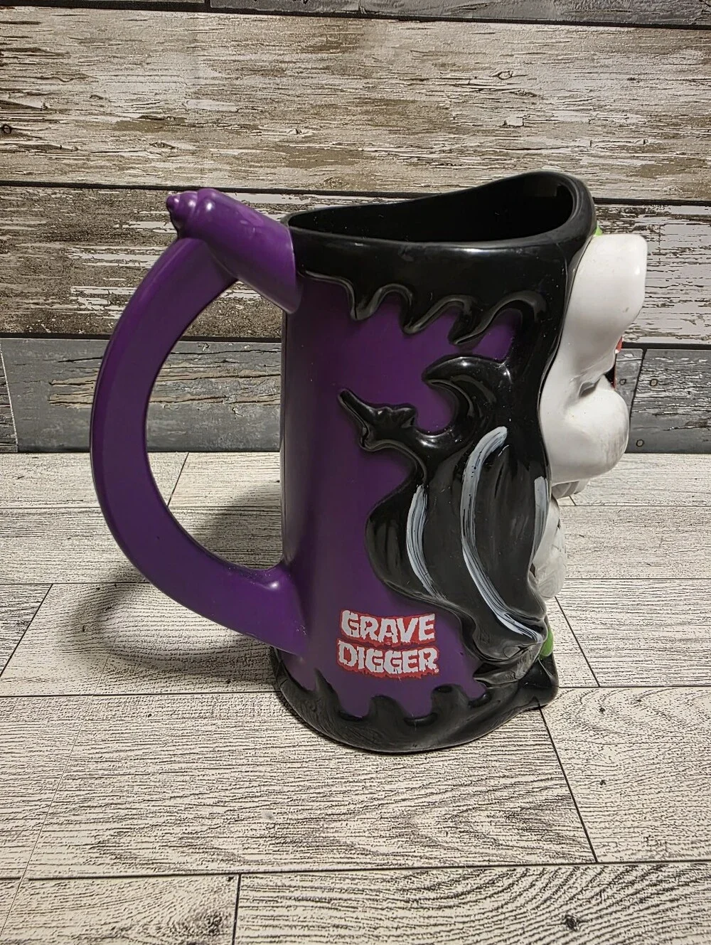 Monster Jam Grave Digger Plastic Mug